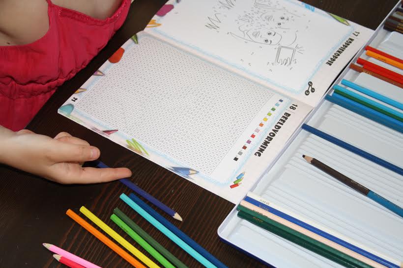 NIEUW: Denksport voor kids!- Logisch kleuren en tekenen (6+) – KiDDoWz