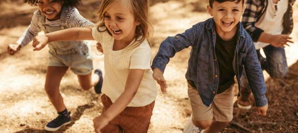 7 leuke en simpele buitenactiviteiten voor kinderen