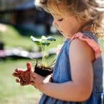 Zo kom je tot een kindvriendelijke en stijlvol ingerichte tuin 